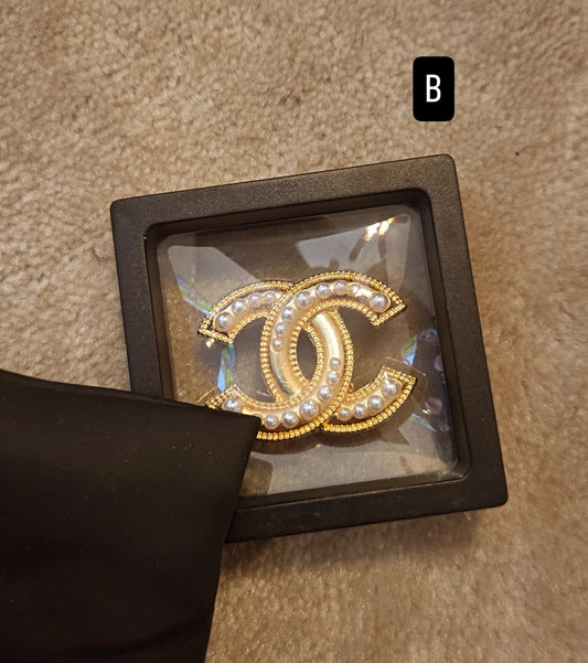 Glamorous life brooches 💎✨
